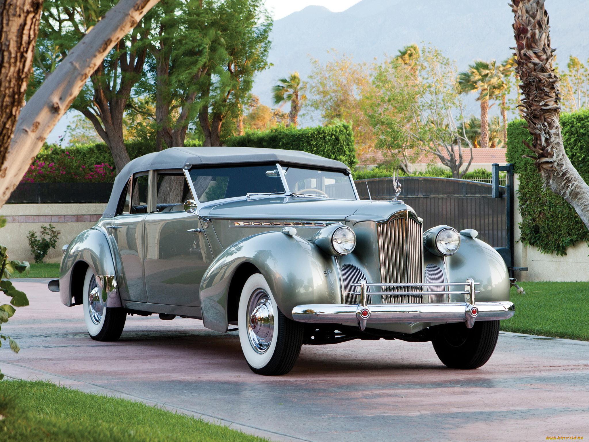 1936 Packard super eight Coupe